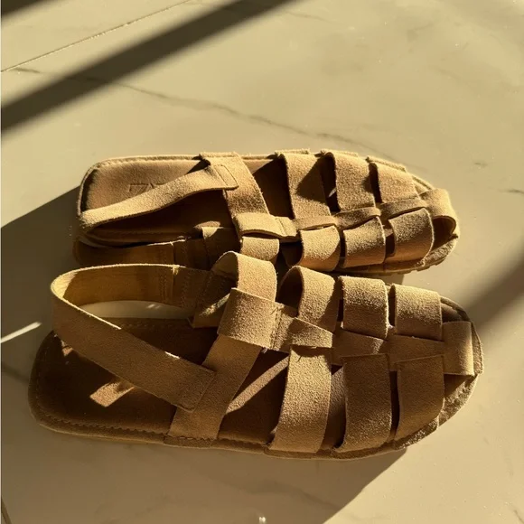 Zara Sandals - Picture 2 of 2